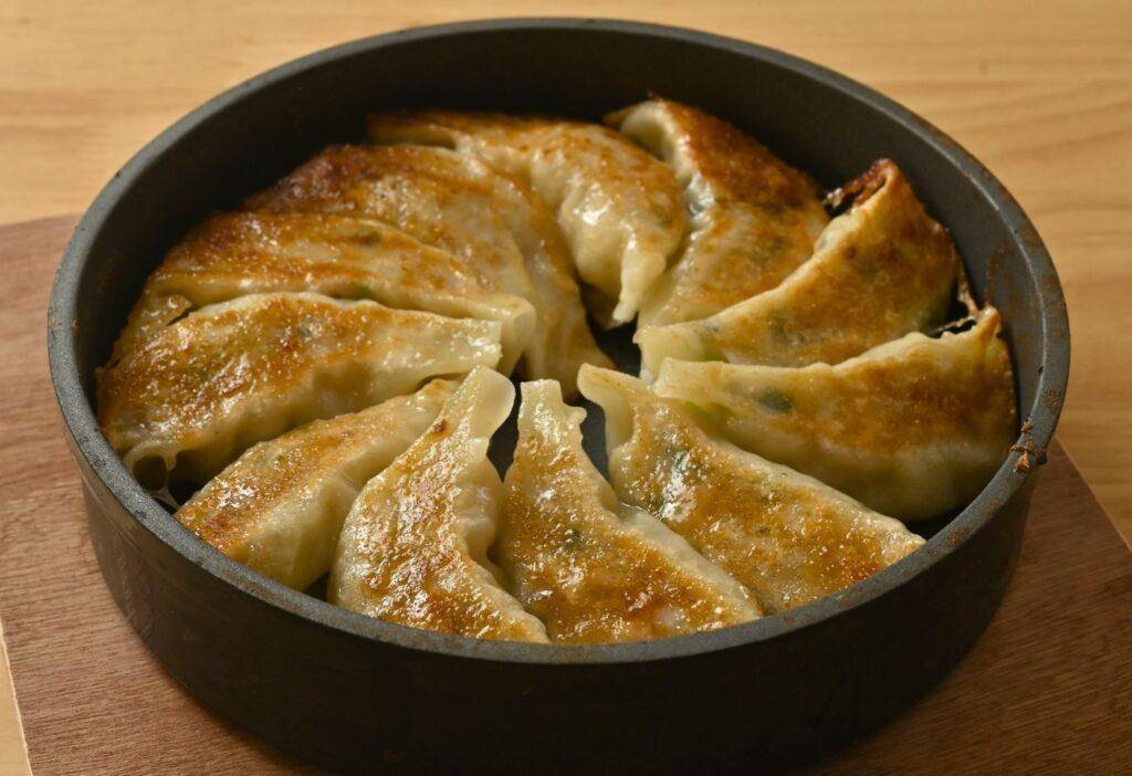 鉄鍋餃子